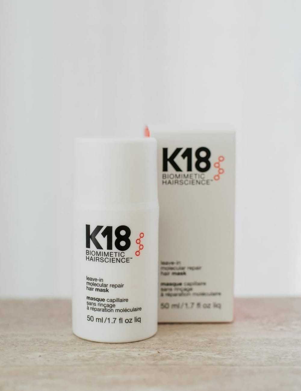 K18 Biomimetic Hairscience leave-in molecular repair hair mask, 50 ml bottle and box.